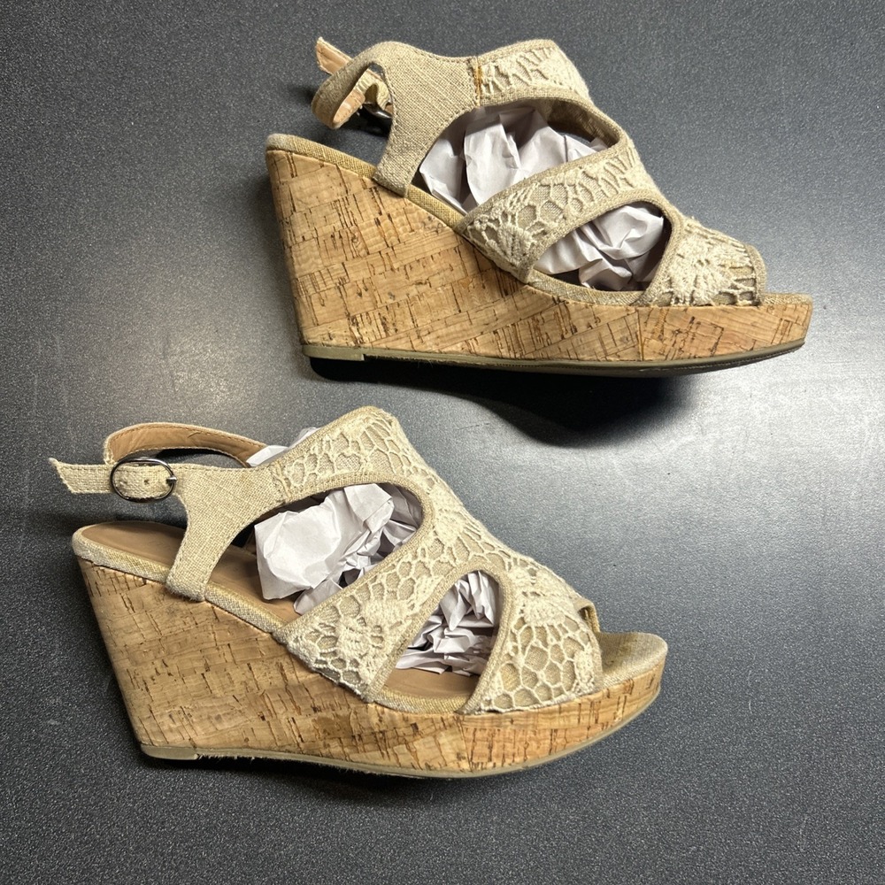 MAURICE'S Corked Wedge Heels Lace Beachy Resort Size 8